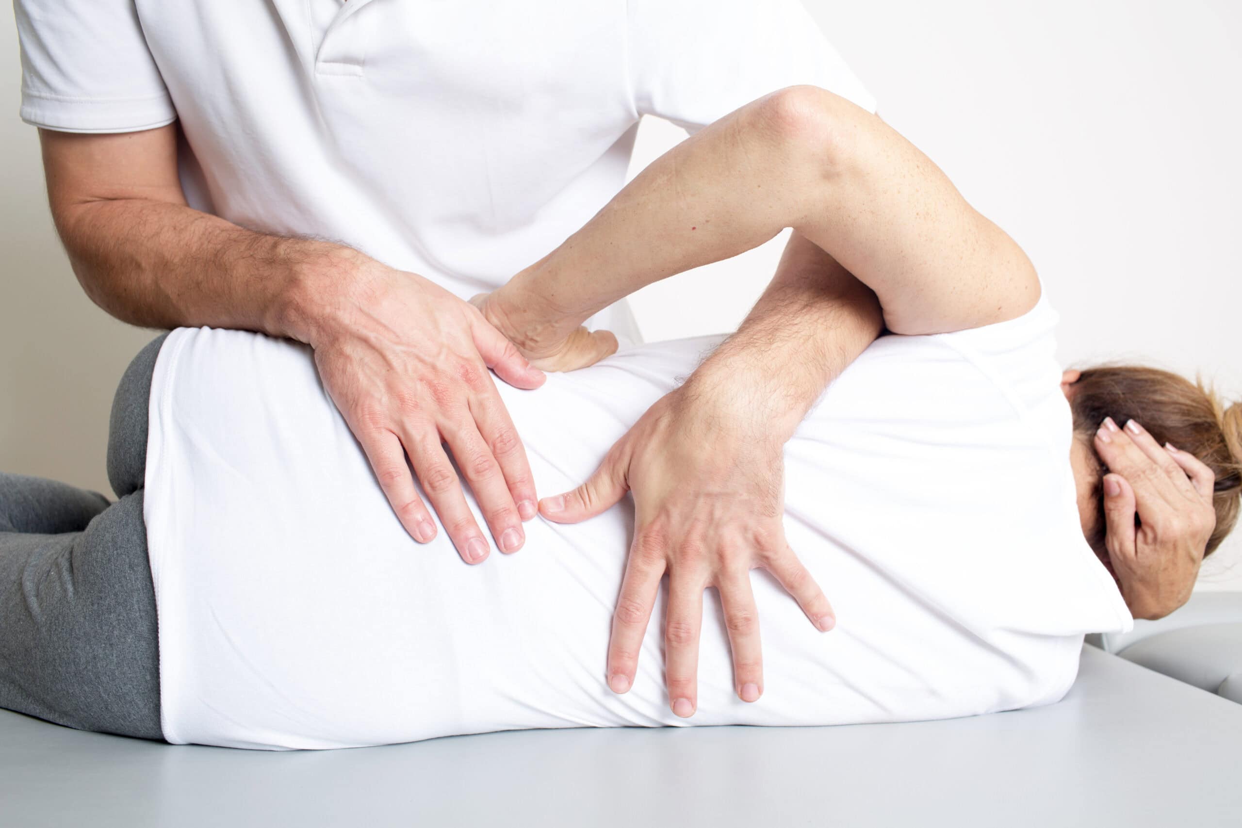 Osteopathiebehandlung Hausarzt Praxis Söchtenau - Leistung - Jugendarbeitsschutzuntersuchung